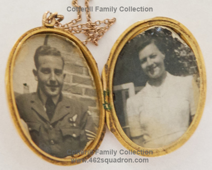 Gold locket with Sgt Frederick Brookes 546437 RAF and wife Irene (nee Huish) 