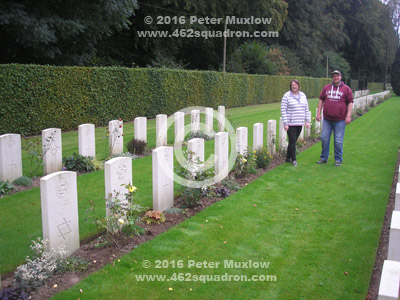 Reichswald War Cemetery, 7 October 2016, Julia & Edward Muxlow at graves of Crew of Halifax MZ400 Z5-J, 462 Squadron.