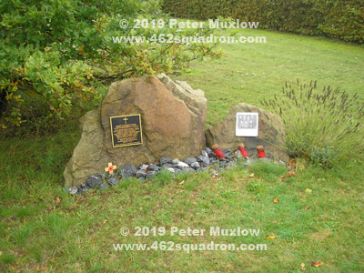 Memorial to crew of Halifax MZ400 Z5-J, of 462 Squadron, at Bredenscheid, 09 October 2019.