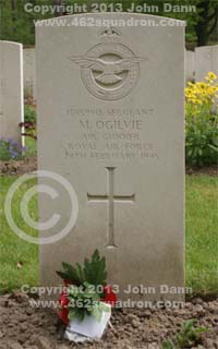 Headstone on grave for Matthew Ogilvie, 1595990 RAFVR, 462 Squadron.