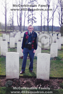 William McCorkindale at headstones for Robert Richard Mitchell and Albert Eric Thornton at Hotton Cemetery, Friday 24 March 1995. (462 Squadron, Driffield)