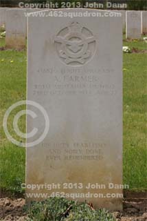 Headstone on grave of Allan Farmer, 436820 RAAF, 462 Squadron.