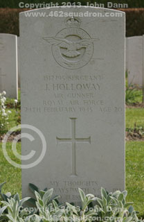 Headstone on grave of James Holloway 1812795 RAFVR, 462 Squadron.