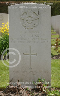 Headstone on grave of Victor Joseph Trunk 434431 RAAF, 462 Squadron.