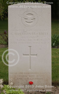 Headstone on grave for Geoffrey Harrison-Broadley, 1458627 RAFVR, 462 Squadron.